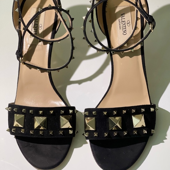 Valentino Shoes - Valentino ROCKSTUD size 6.5 like 7